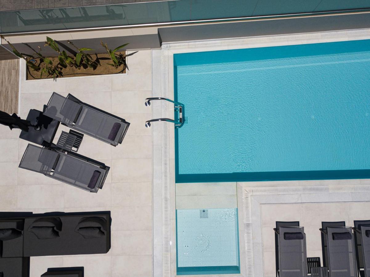 Lagoon Seabreeze Villa, Sumptuous Retreat, By Thinkvilla Pánormos エクステリア 写真